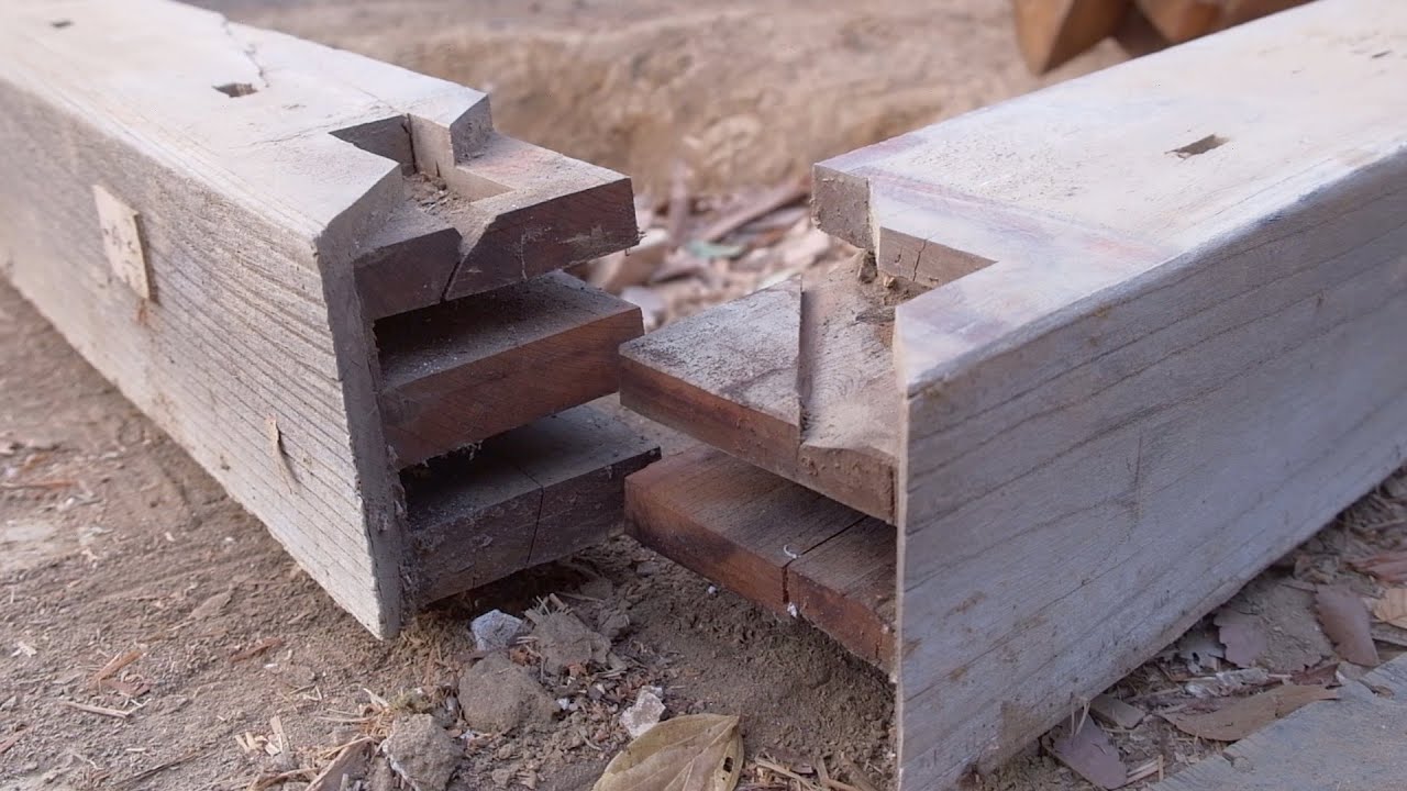 🤯 How Japanese Houses were Built (Fascinating Joinery)