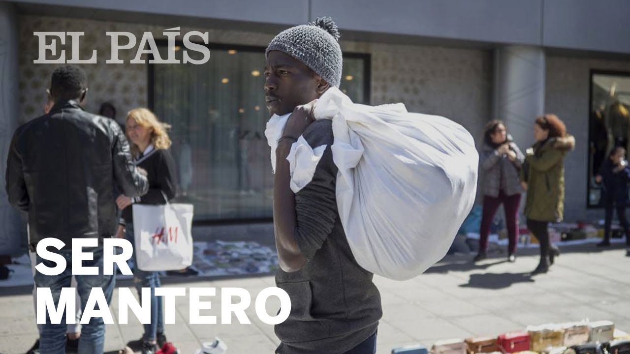 Cómo es la vida de un mantero | TOP MANTA