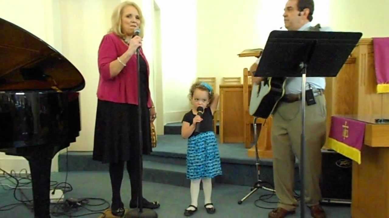 3yrs Old Sings,You Are My Sunshine/Jesus Messiah