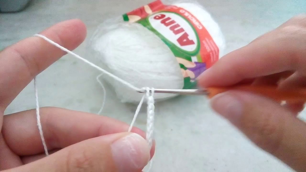 Cordão para sapatinhos em croche