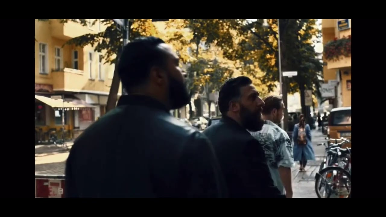 4 Blocks | Jamal ertränkt Barbesitzer