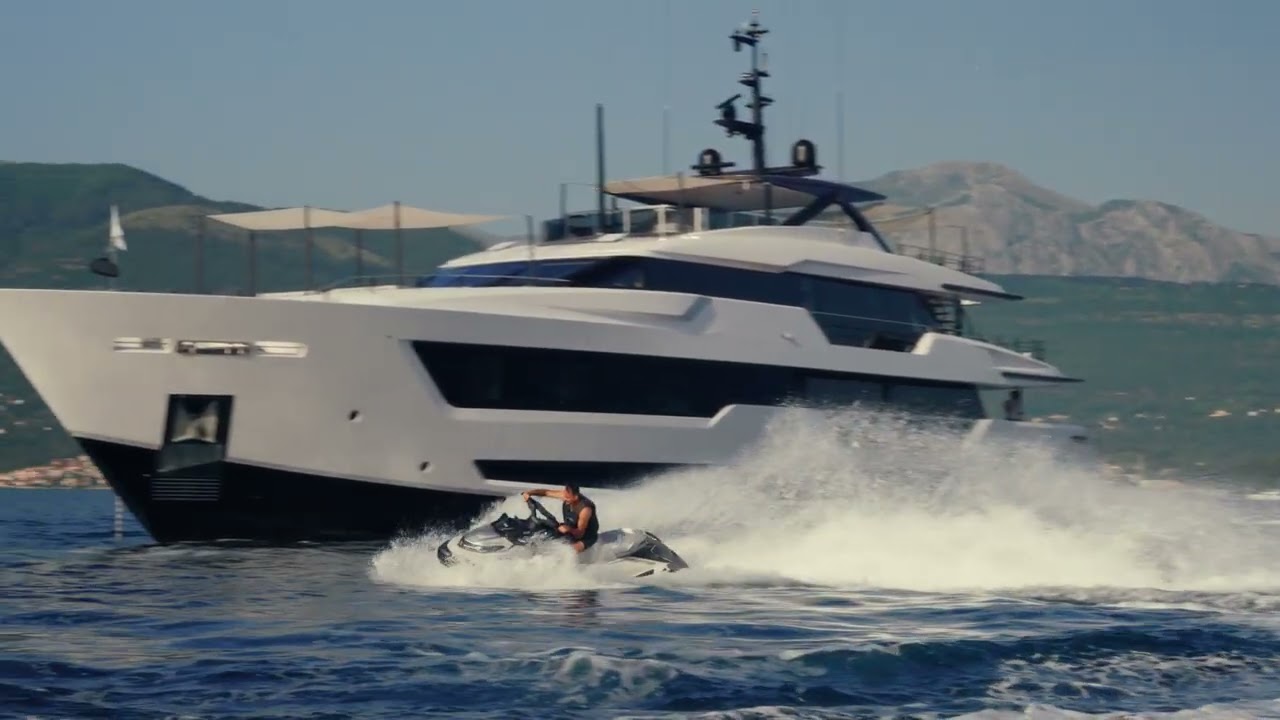 M/Y FIFI