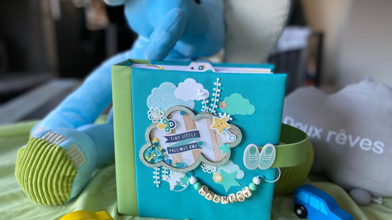 Album scrapbooking pop up « hello baby boy »