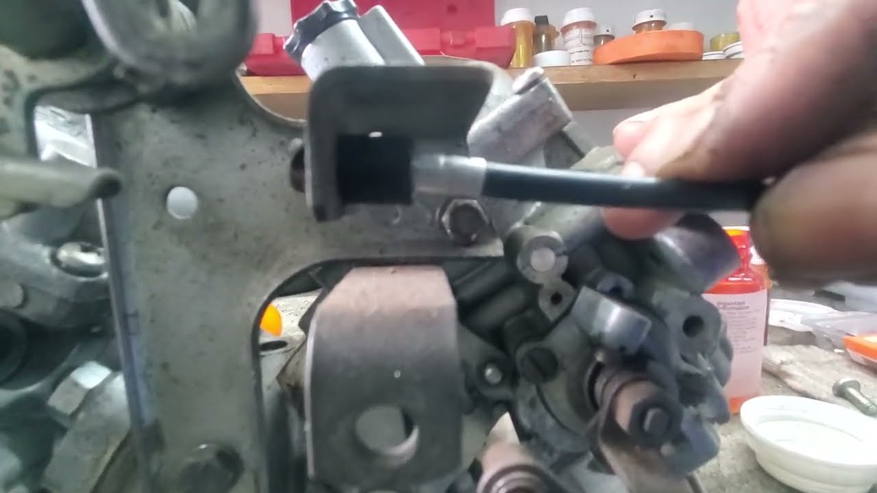 Triumph Stag - Accelerator issues