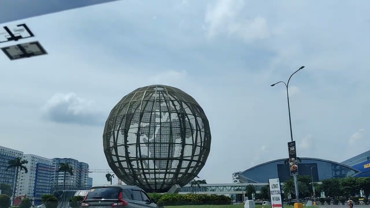 Taxi Ride to Mall of Asia Manila Philippines P2