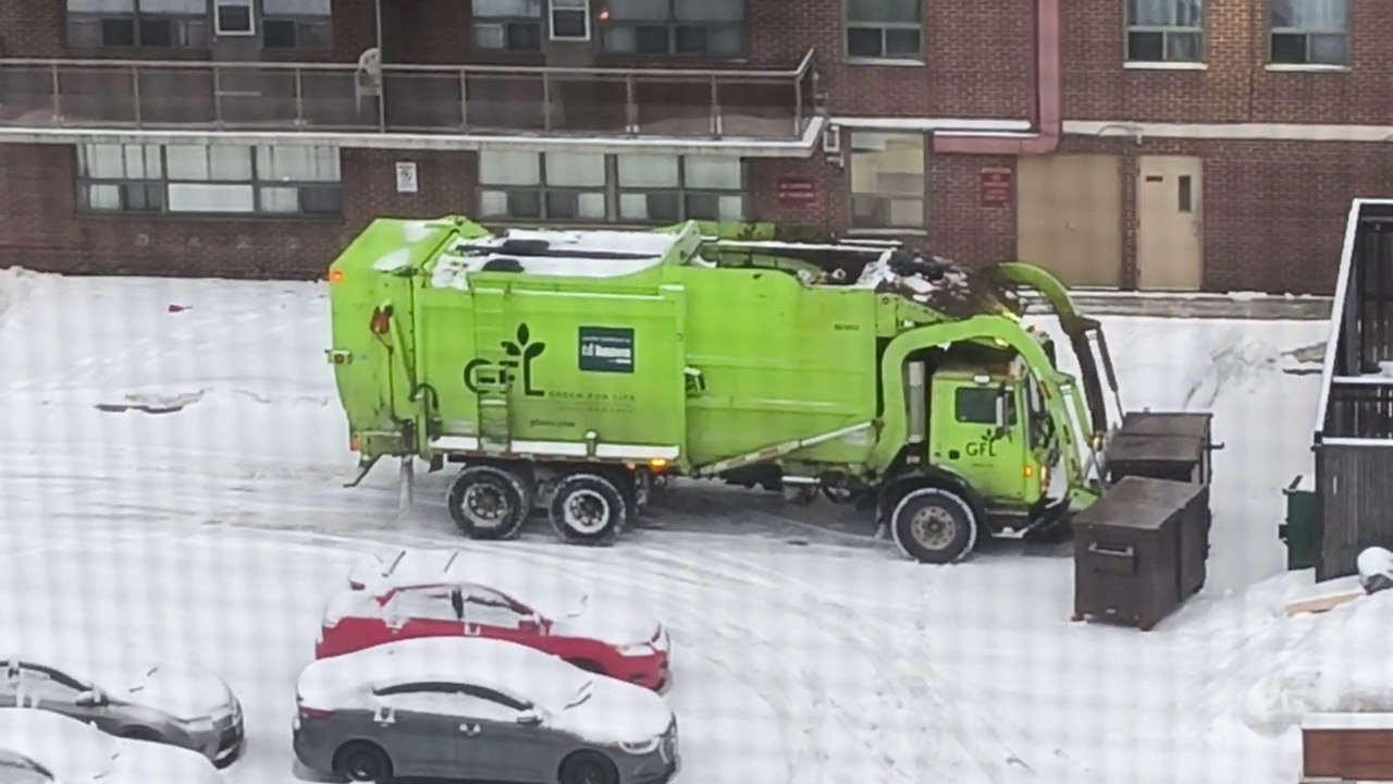 GFL Toronto Picking Up 2 Garbage bin at Apartment 2350 It Came Around 7:58AM 