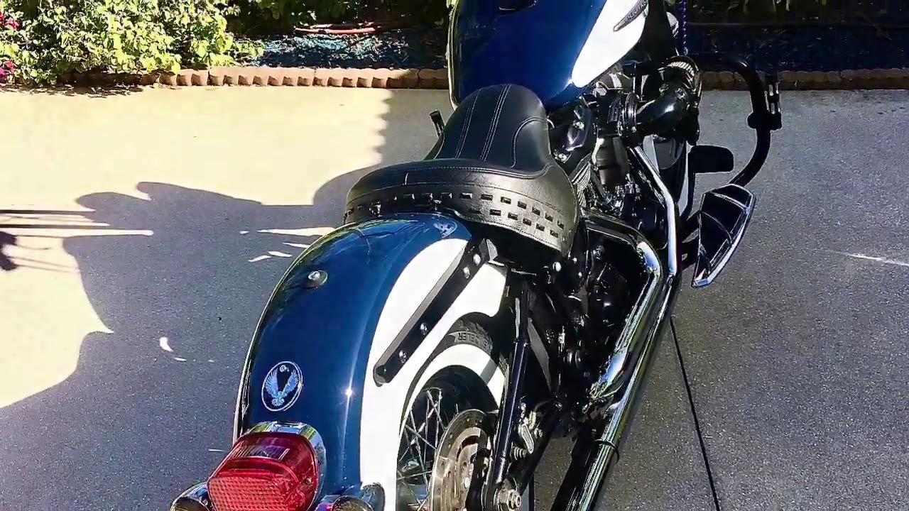 Bad Ass Bassani True Duals 2019 FLHCS