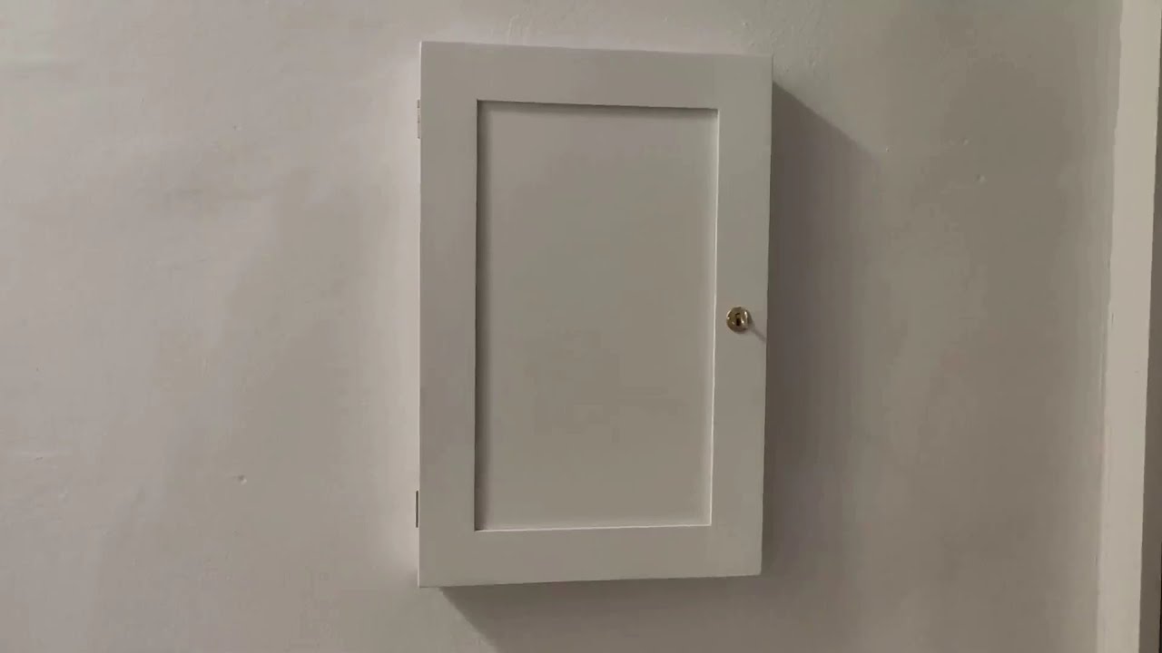 Electrical Panel Cover / Tapa para Cuadro Electrico