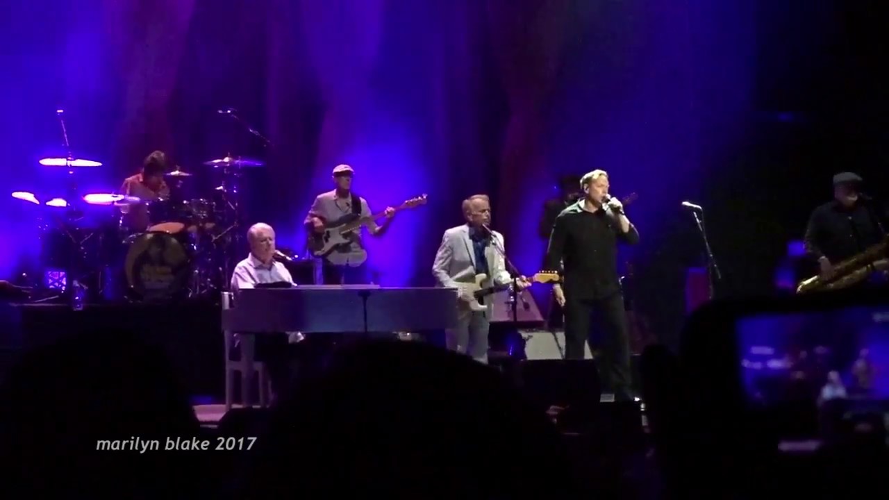 Brian Wilson - Don’t Worry Baby - Boston 9-22-17