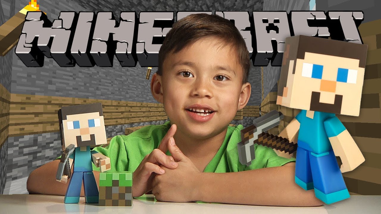 MINECRAFT STEVE Limited Edition Vinyl Figure!  Unboxing & Review