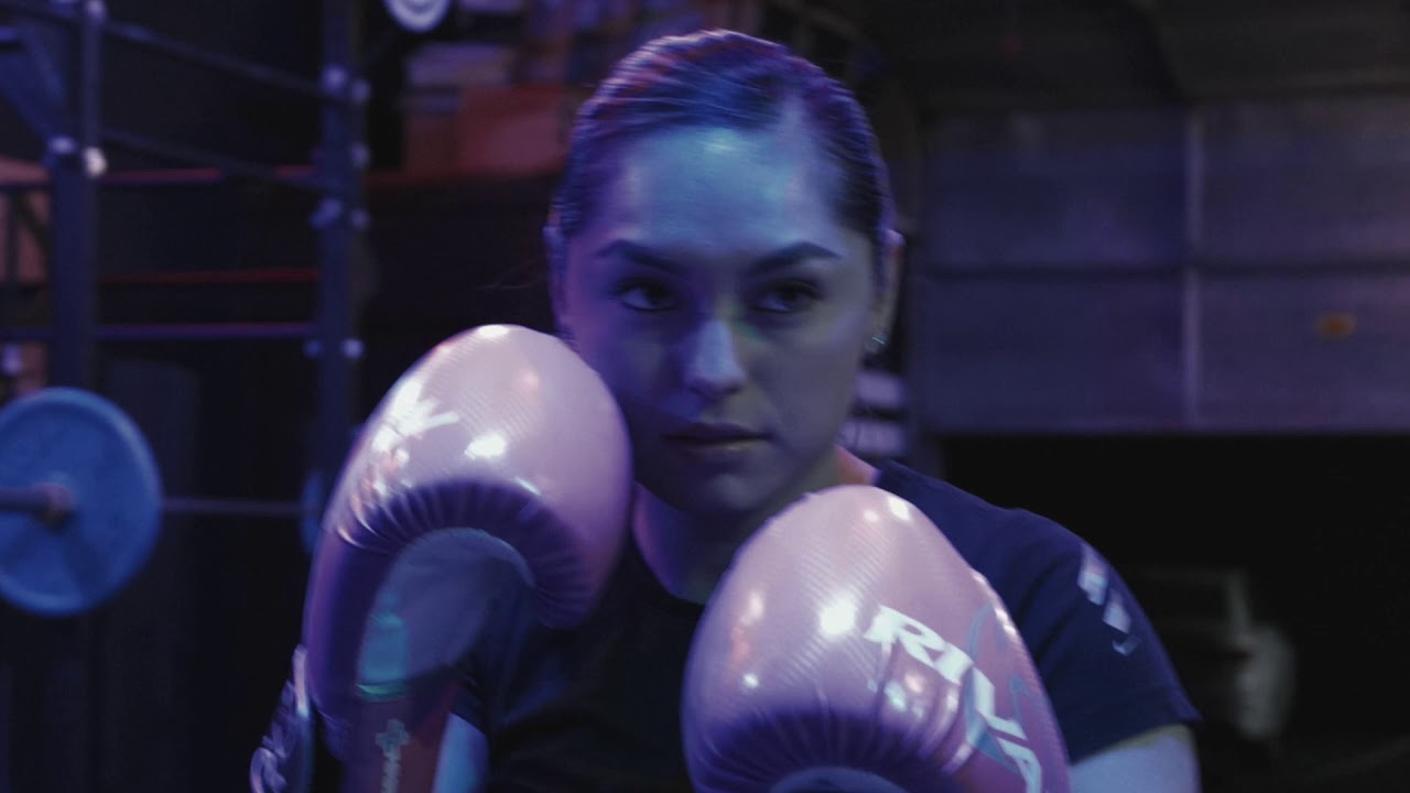 OneLife Fitness Studio : The Kickboxer