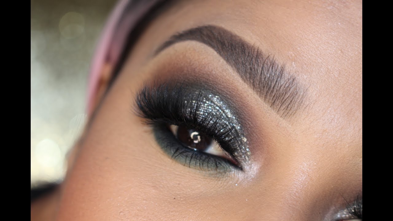 ojos plateados / ojo ahumado con color plata