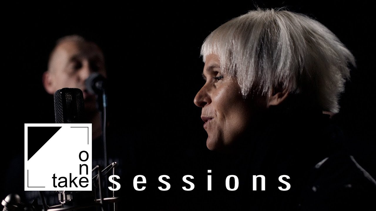 Mono & Nikitaman - Gib mir ein bisschen Sommer | One take sessions