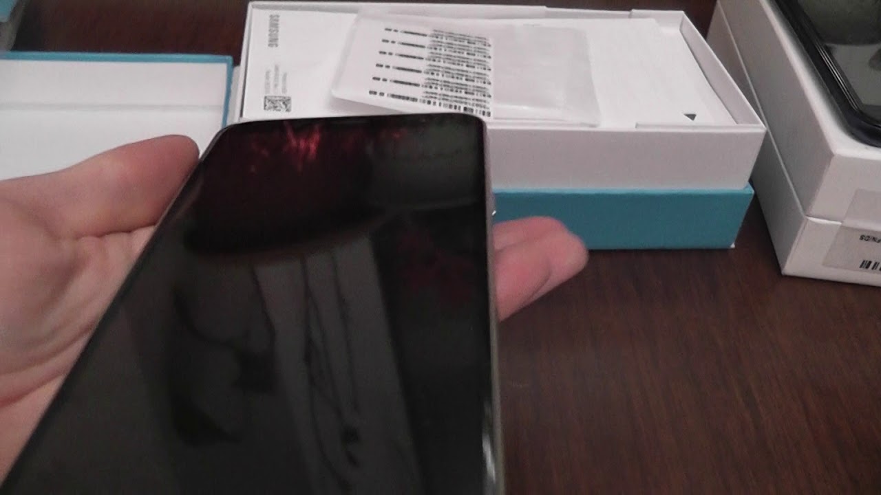 ОНЛАЙН ТРЕЙД.РУ &mdash; Смартфон Samsung Galaxy J6 (2018) SM-J600F (золотой)