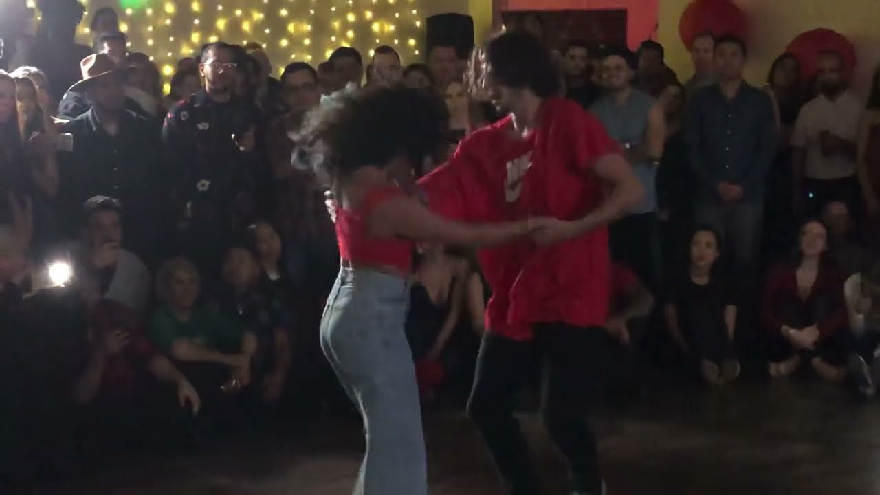 Brazilian Zouk Demo - Lui & Larissa