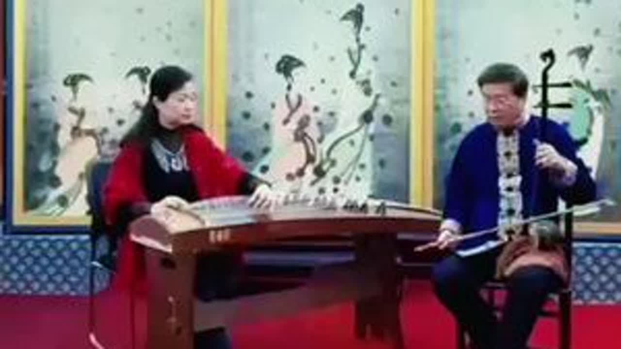 《西江月》古筝林英苹 椰胡吴霞～音符宛如夜晚西江上的明月，映照出幽静明澈景象、表现的淋漓尽致。