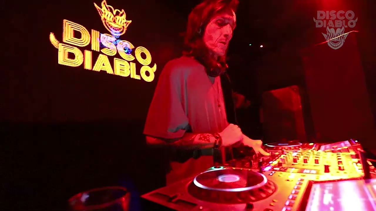 Fran Deeper Dj set live at Disco Diablo (disco/house)