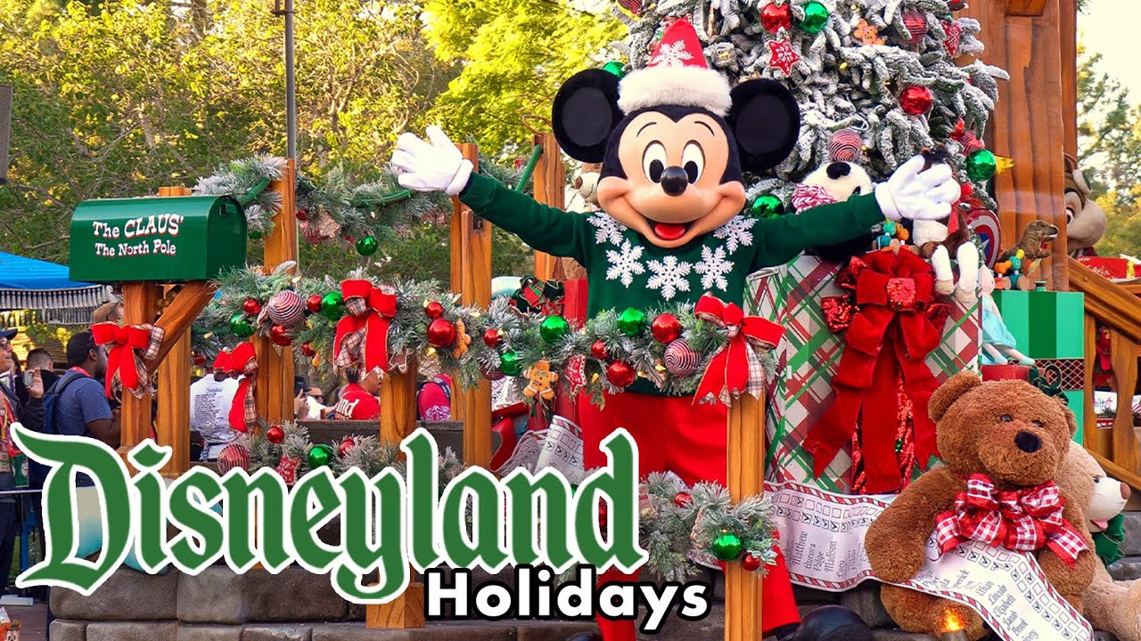 A Christmas Fantasy Parade 2022 at Disneyland - Full Show [4K POV]