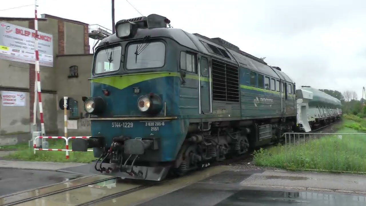 Inowrocławskie Gagariny 2016 - odc.1 ST44-1228, ST44-1229