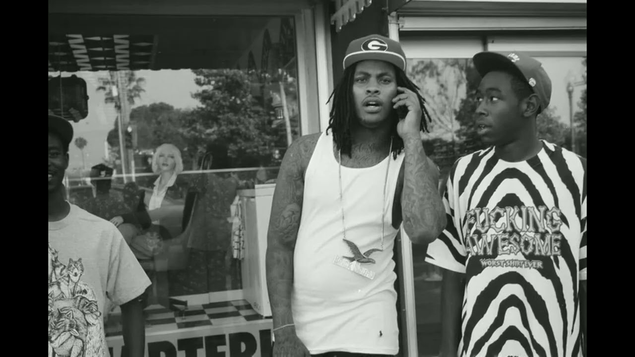 Trapaholics + Waka Flocka Flame + Melodic Trap Type Beat - 
