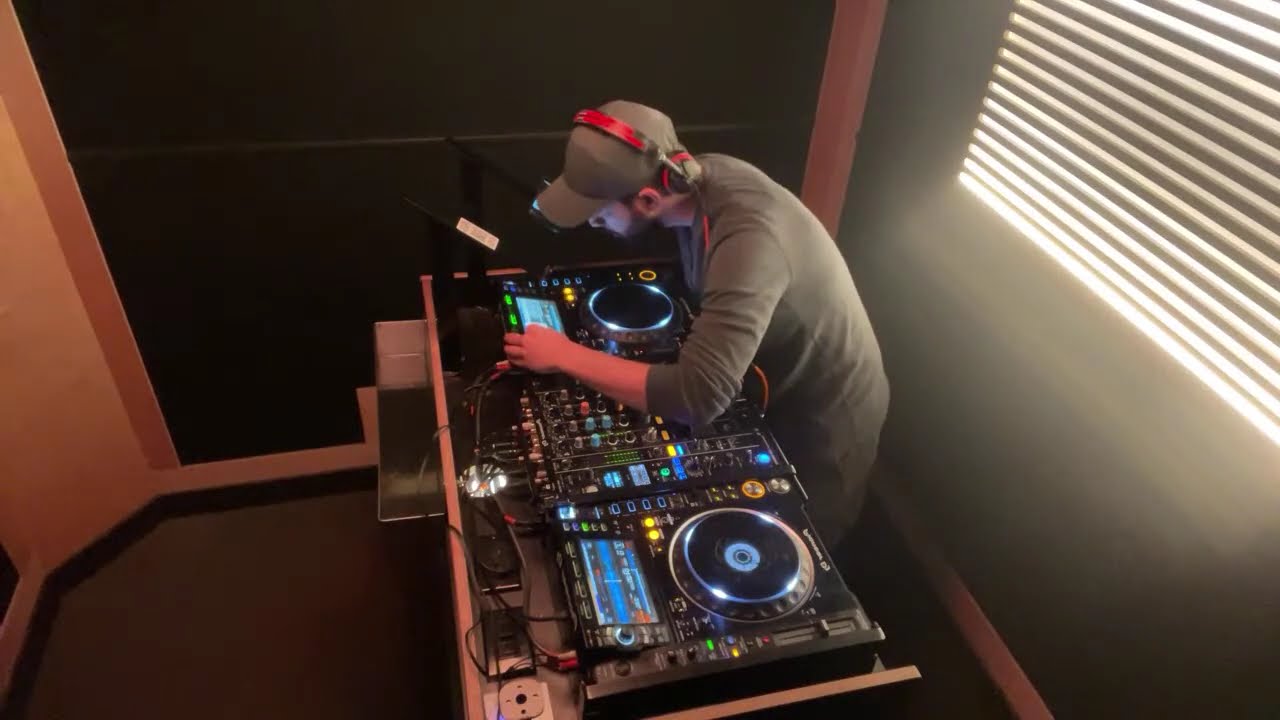 Pitch On - Live at Pirate Studios (2.22.25)