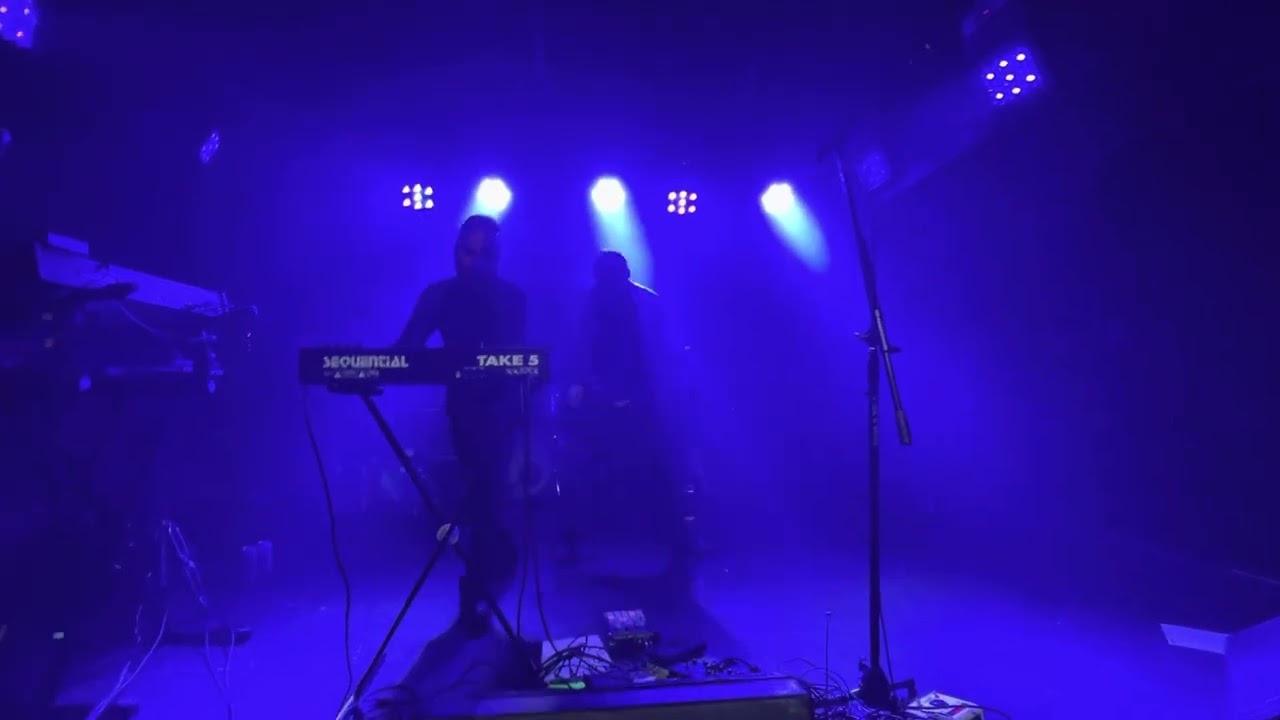 traitrs - thin flesh @ the velvet underground, toronto nov 12th, 2022.