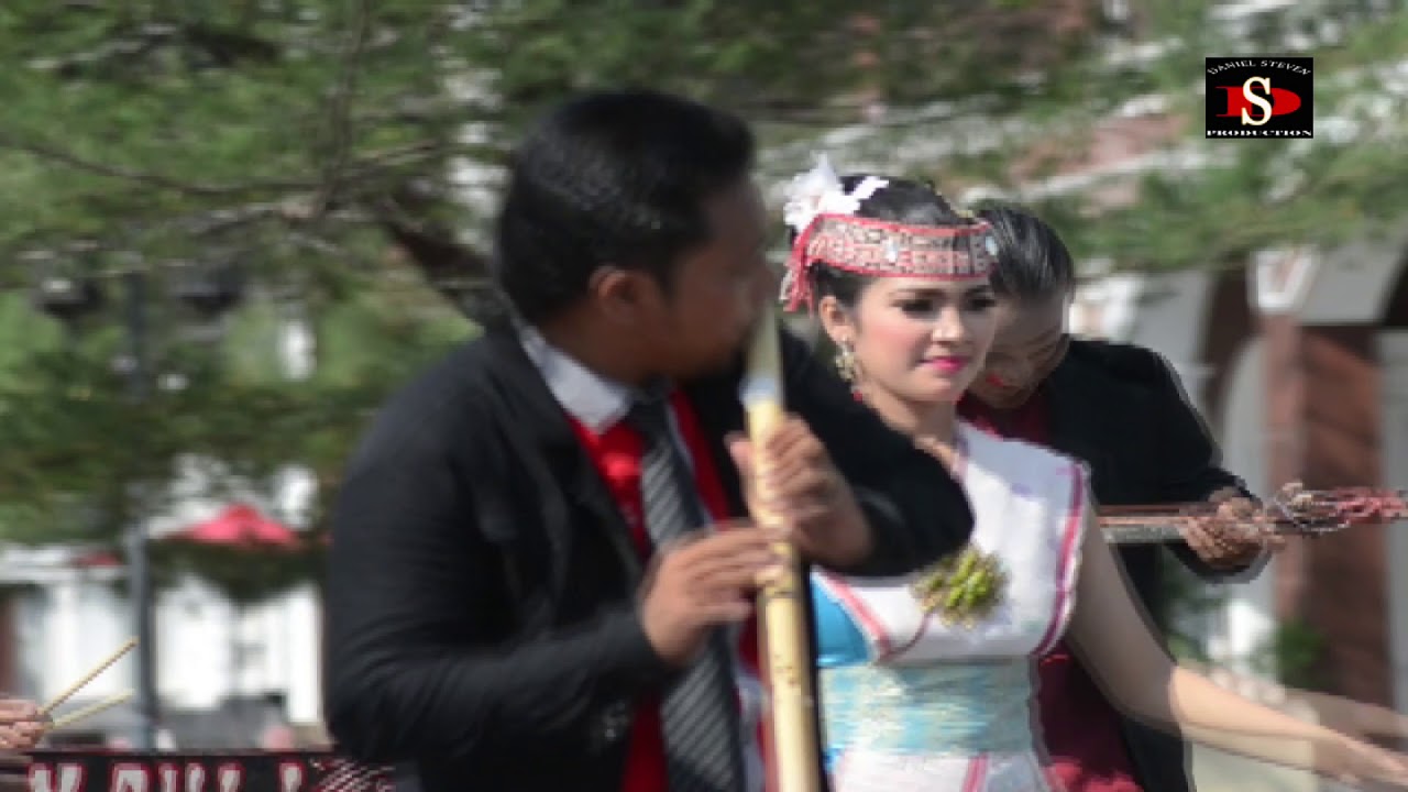 UNING UNIGAN BATAK ~ SILANGIT NI ARI~ G.BILLY SIMARMATA