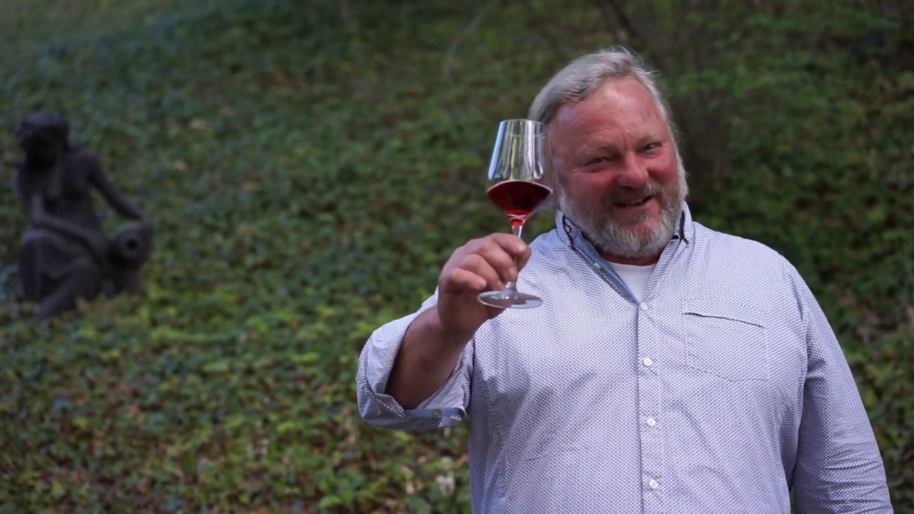 Virtuelle Weinprobe mit Hartmann Dippon  |   2016 Samtrot trocken VDP.GUTSWEIN