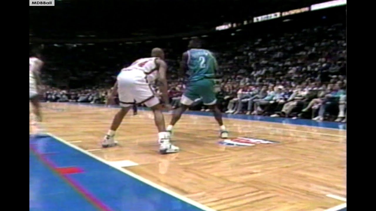 PF Battle - Derrick Coleman vs Larry Johnson! Hornets @ Nets 1993
