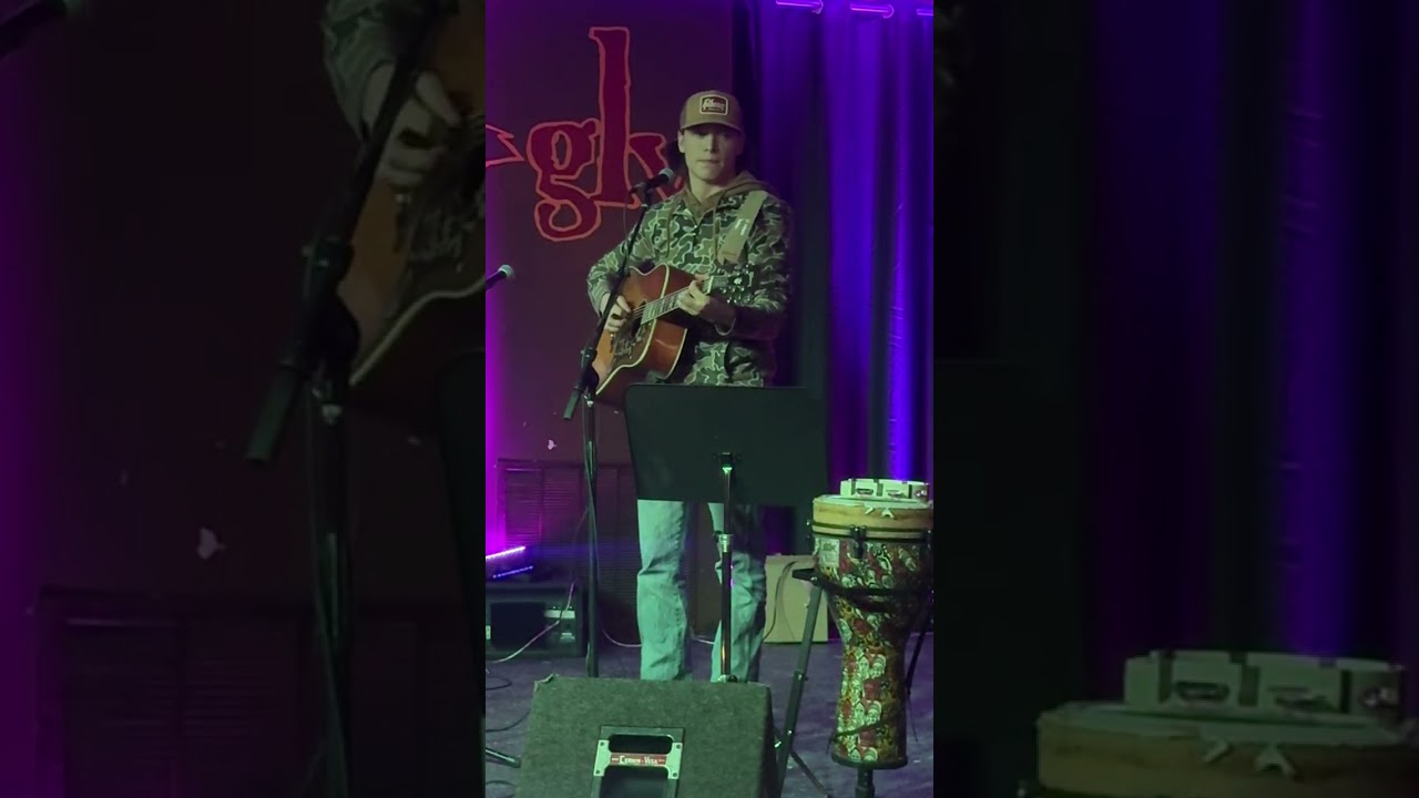 JMK singing If It Wasn’t For Trucks by Riley Green at the Wicked Googley 2/5/26