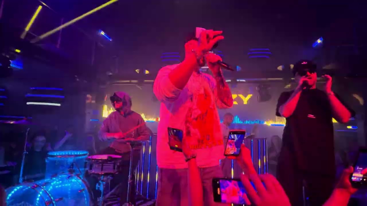 Klub Energy 2000 Przytkowice Koncert Łobuzy 2026 live Mandacik