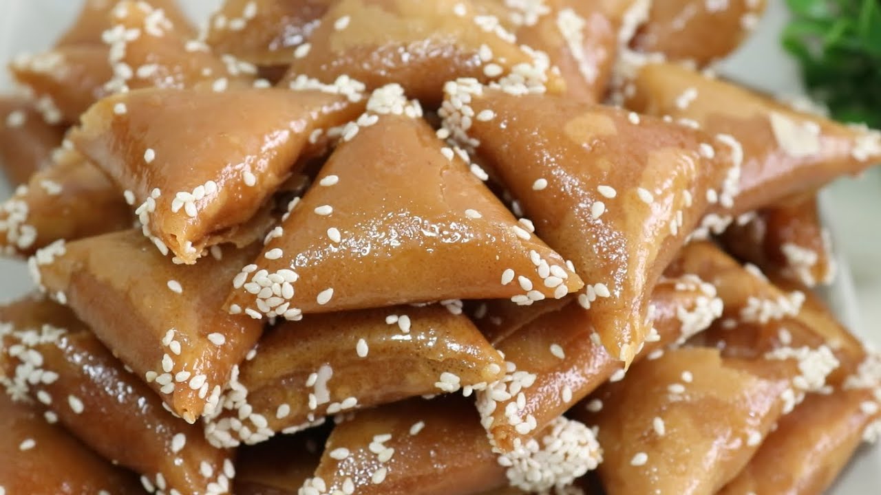 Almond Briwat Recipe _ Moroccan Almond Briwat / وصفات رمضانية - بريوات باللوز _ Briwat with almonds