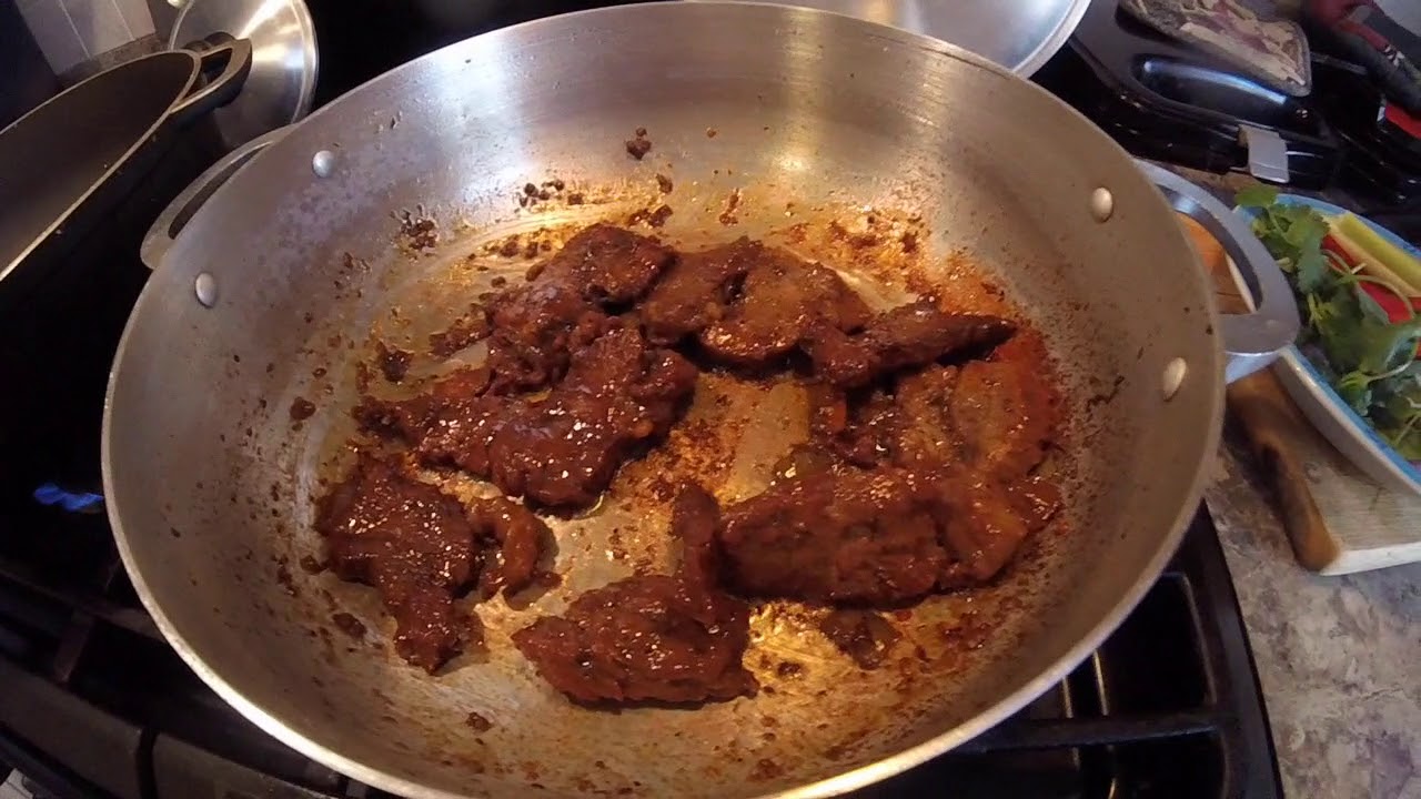 Carne de res guisada _ Dominican Kitchen