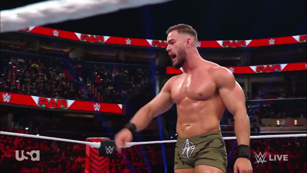 Austin Theory vs Mustafa US Title Match (1/2) - WWE RAW 12/5/2022