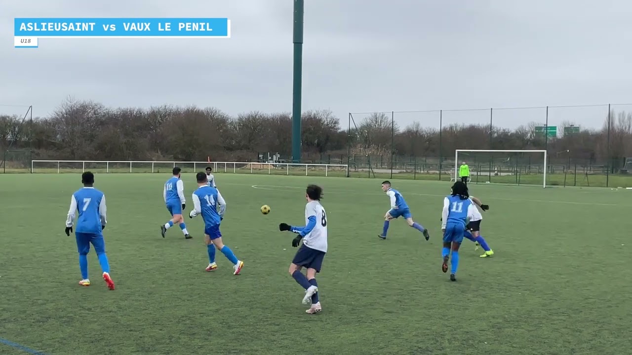 VAUX LE PENIL  vs ASL , MATCH INTENSE DES JEUNNES DE U18,