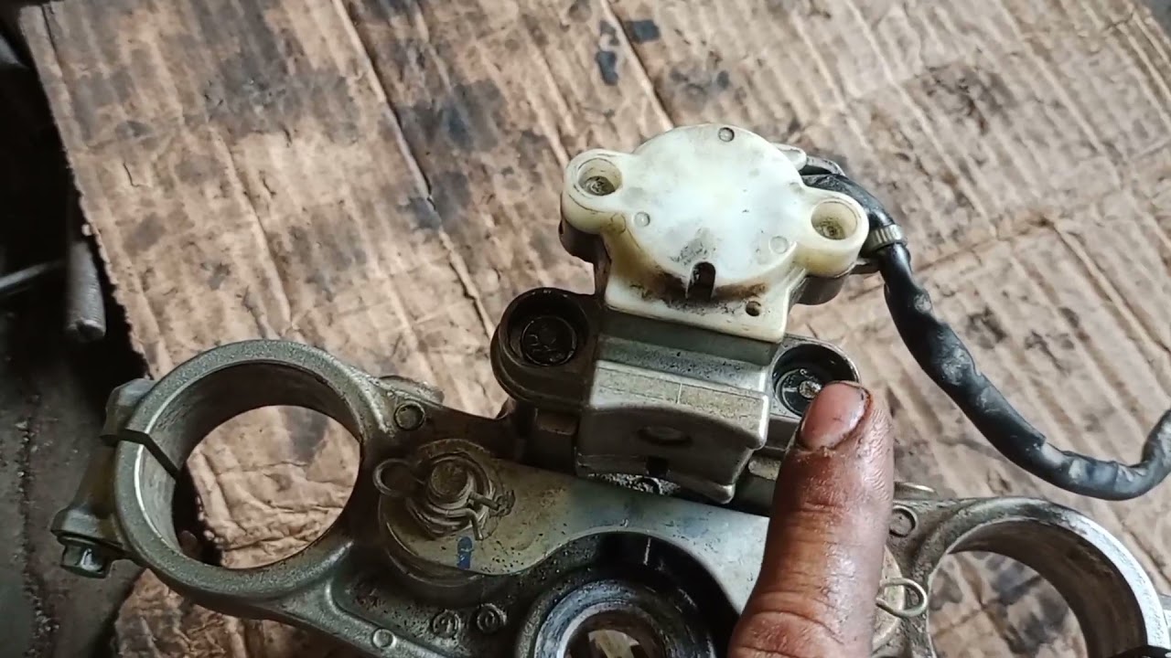 CARA MEMBUKA BAUT KUNCI KONTAK KAWASAKI KLX TANPA KEPALA BAUT