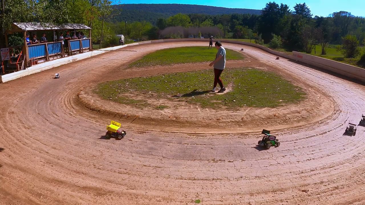 Dellville Speedway Losi Sprint 22s A-Main 9/28/25