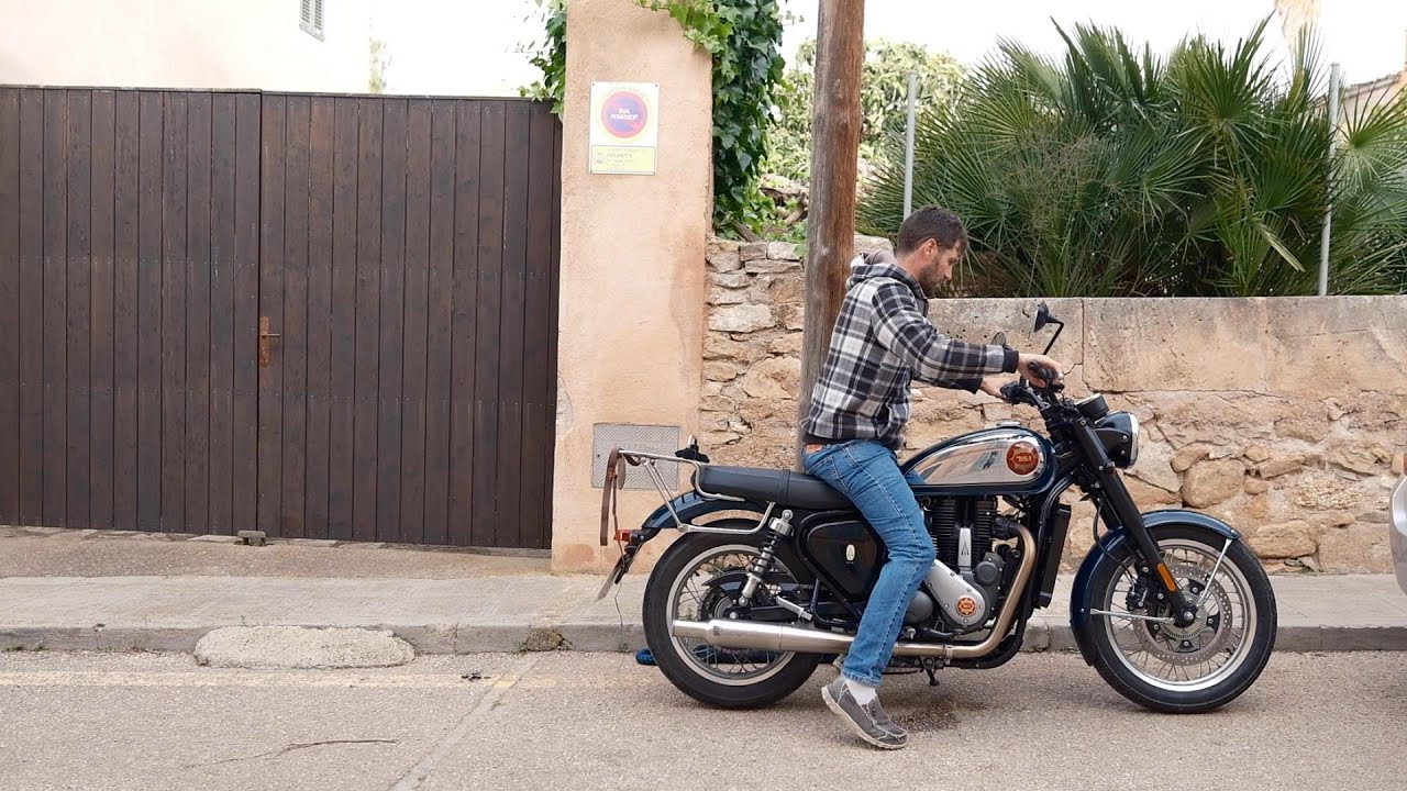 Fitting a Hitchcock's decat pipe to the BSA Goldstar 650 ‖ Now we have a big thumper...
