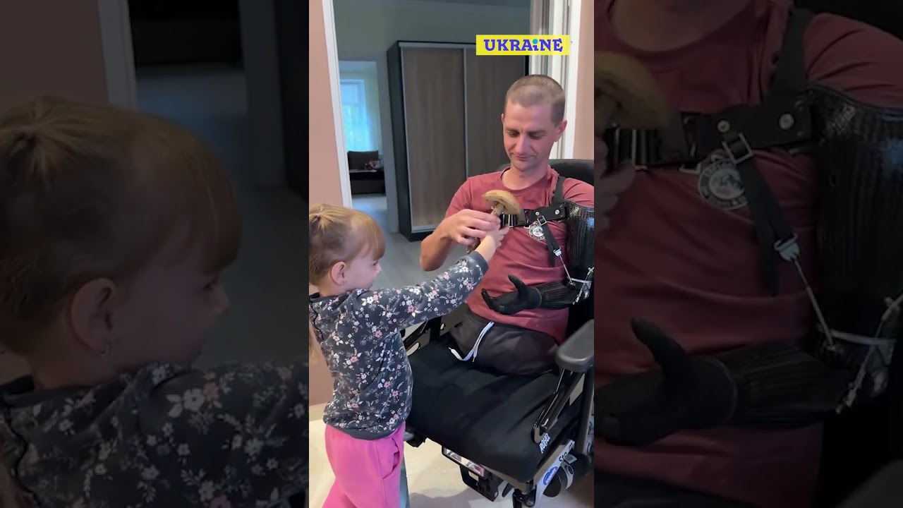 Роман вже вдома з родиною. Roman is already home with his family. #shorts