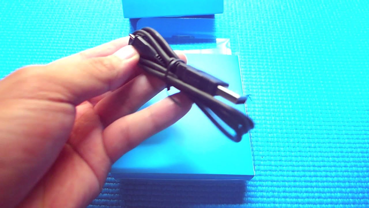 Phonesuit Flex for iPhone 5 Unboxing