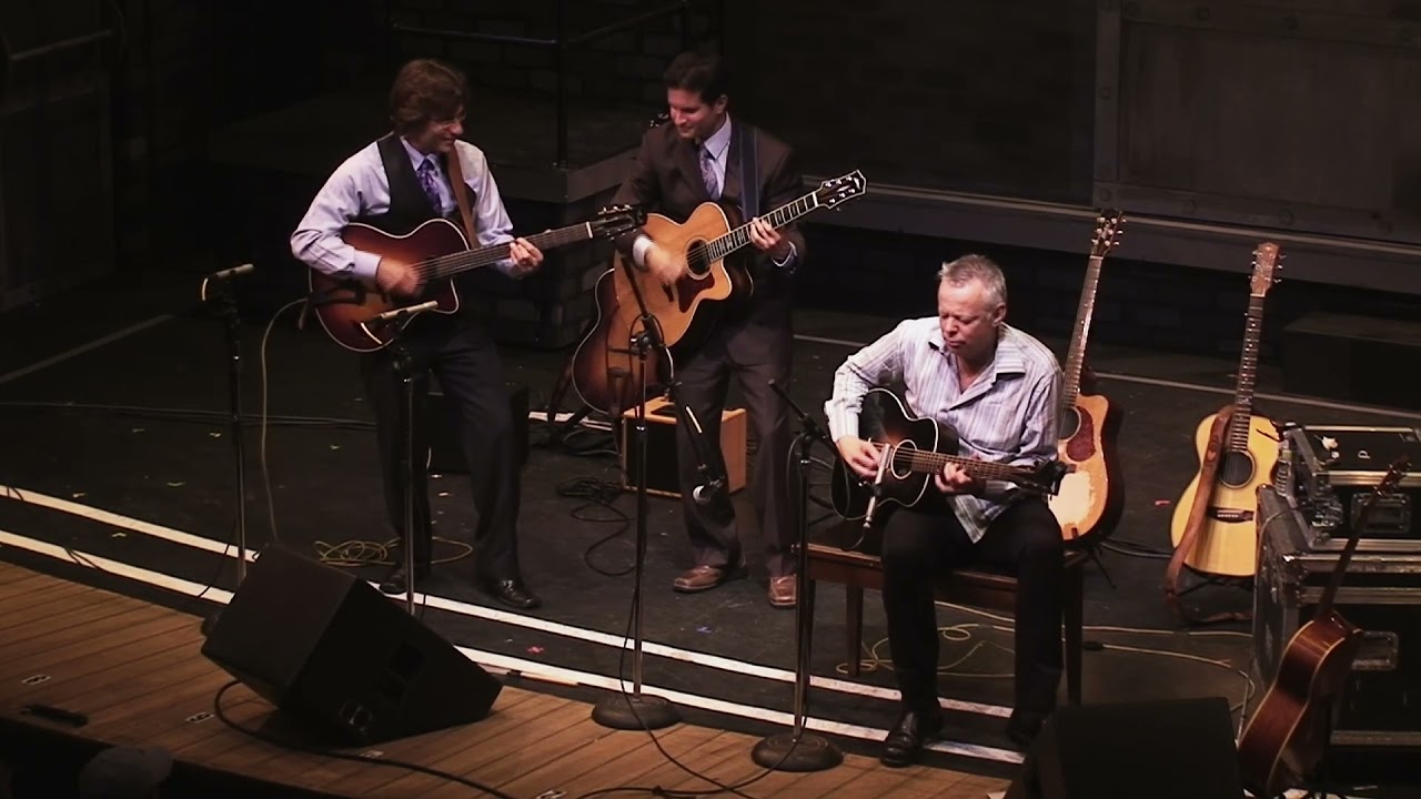 Tommy Emmanuel, Frank Vignola, Vinny Raniolo - Stompin' at the Savoy