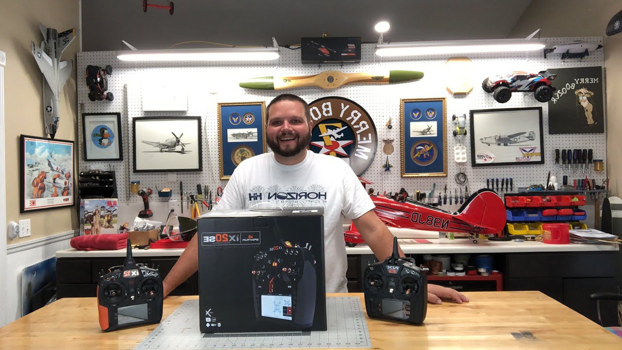 IX20SE live unboxing and first impression of the ultimate Spektrum radio