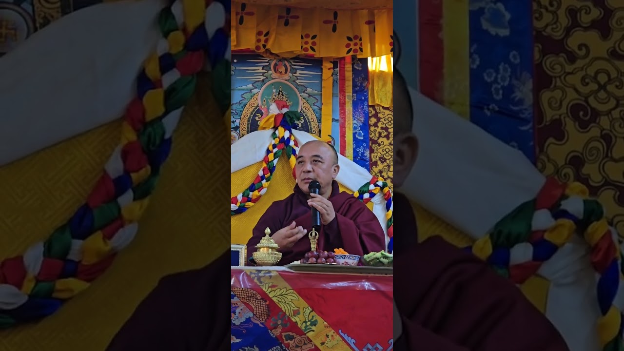Kyabjay Rinpoche kalop to late GKO Rinpoche’s loma