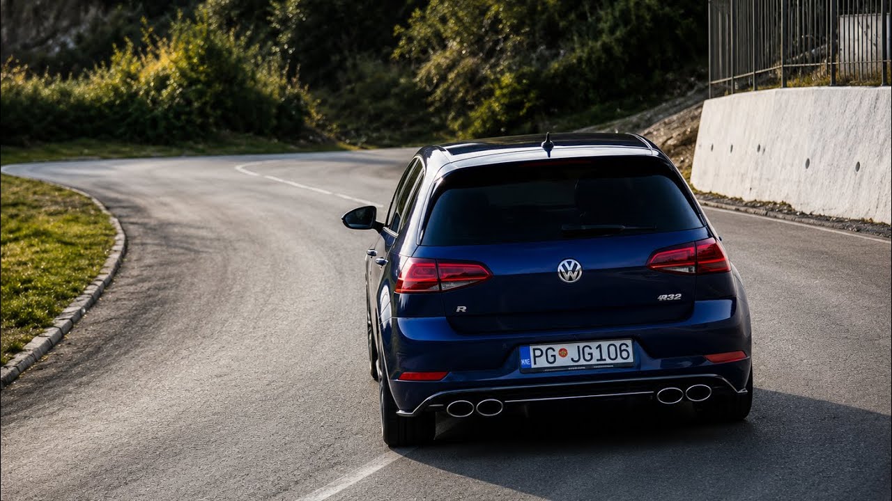 Powersliding a modified 400HP Golf 7.5R - Loud Miltek Exhaust!