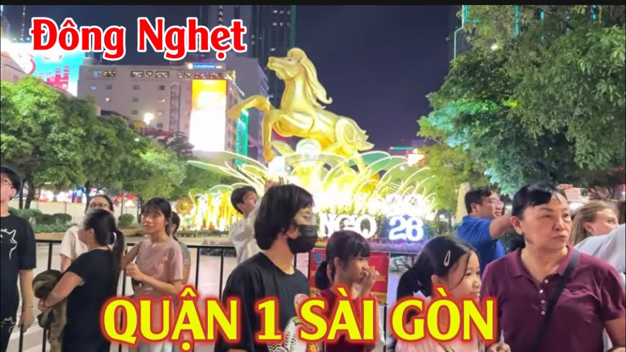 Đường Hoa Nguyễn Huệ Quận 1 Sài Gòn trước khai mạc Xuân Bính Ngọ 2026