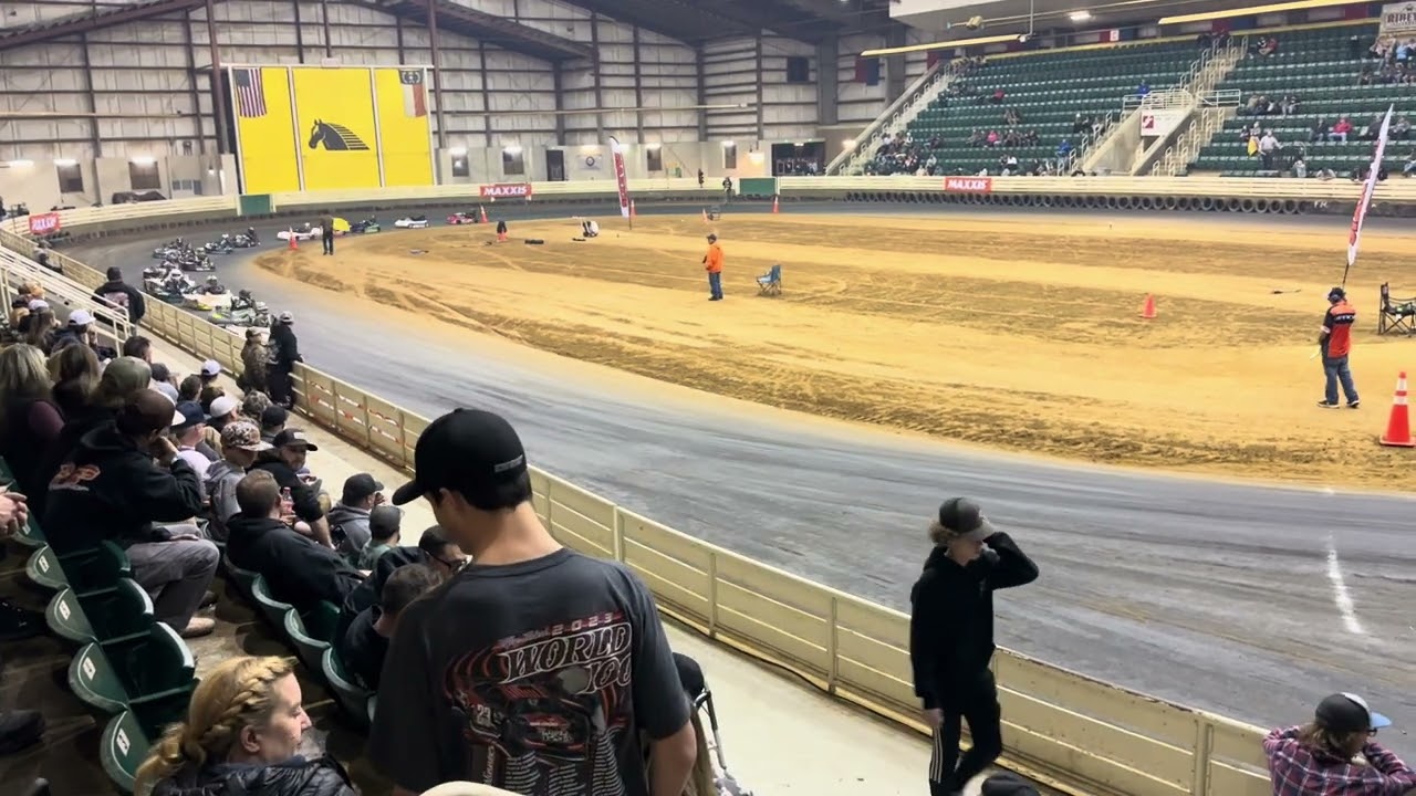 16th Annual Indoor Dirt Karting Championships - Amateur Clone Heavy Feature 1/12/23 - 4th