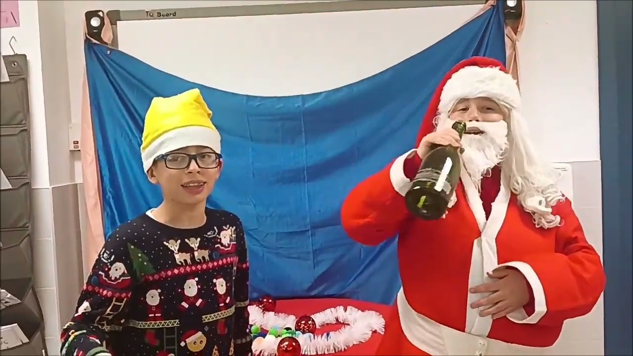 SANTA CLAUS  IS ...   LUISMI