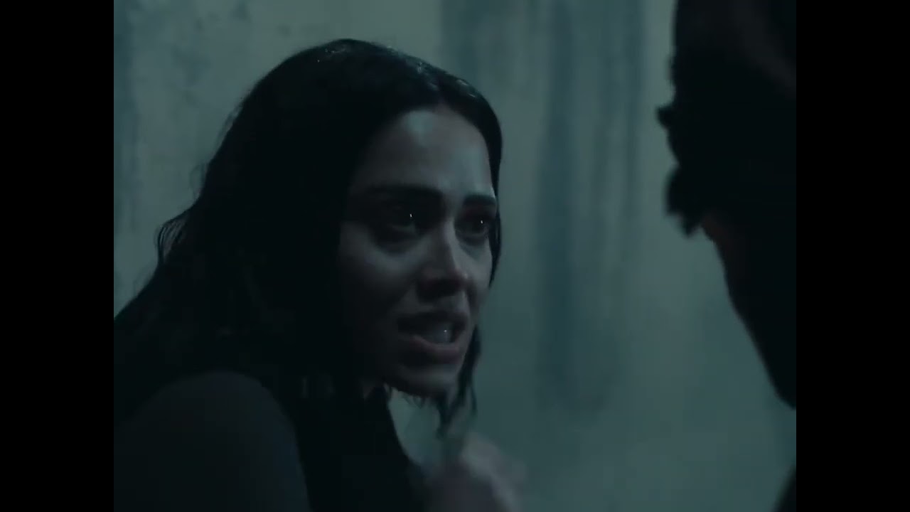 akeli 2023 hindi movie airport scene