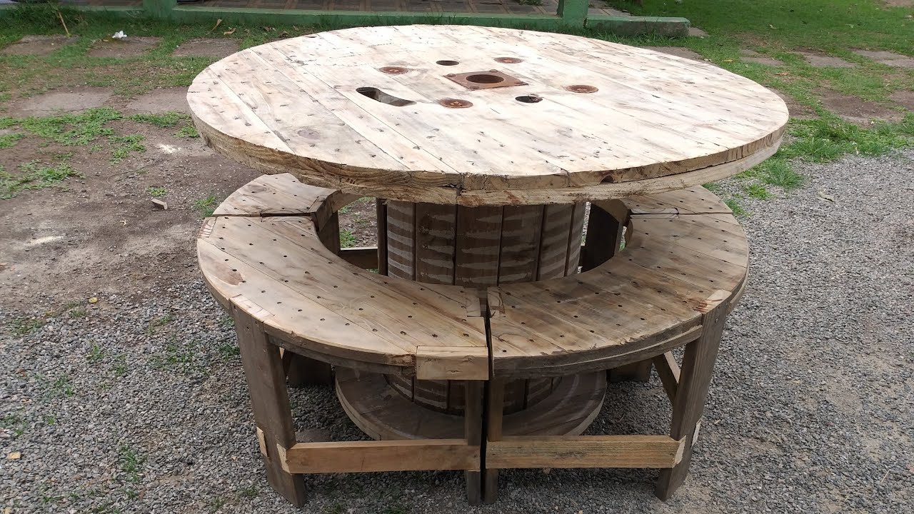 linda  mesa de carretel