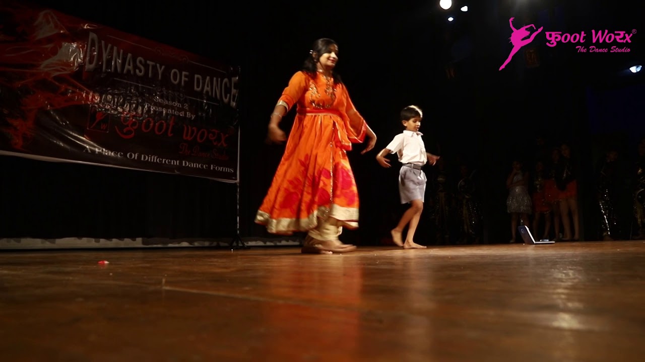 teri ungli pakar k chala|| Dance Performance ||